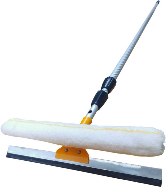 Microfiber mop set with wiper